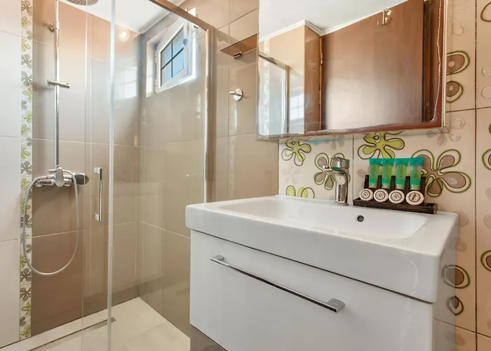 דירה Dionysia S4 *