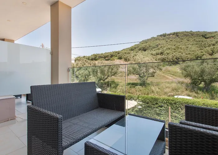 Dionysia S4 דירה אליקאנאס